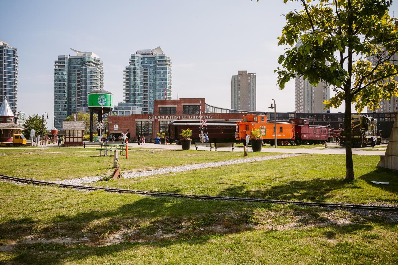 Cityscape Condo In Fort York Toronto Exteriér fotografie